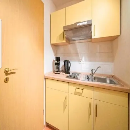 Haus Flora Διαμέρισμα *